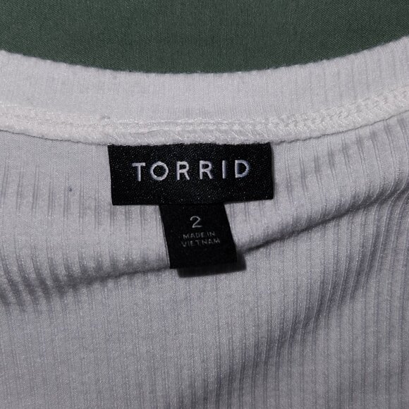 Torrid Ribbed White Tee - Picture 2 of 4